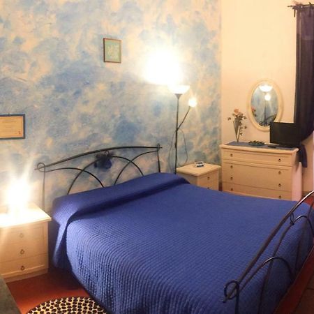 Eco B&B I Due Oleandri Marina Di Carrara Bagian luar foto